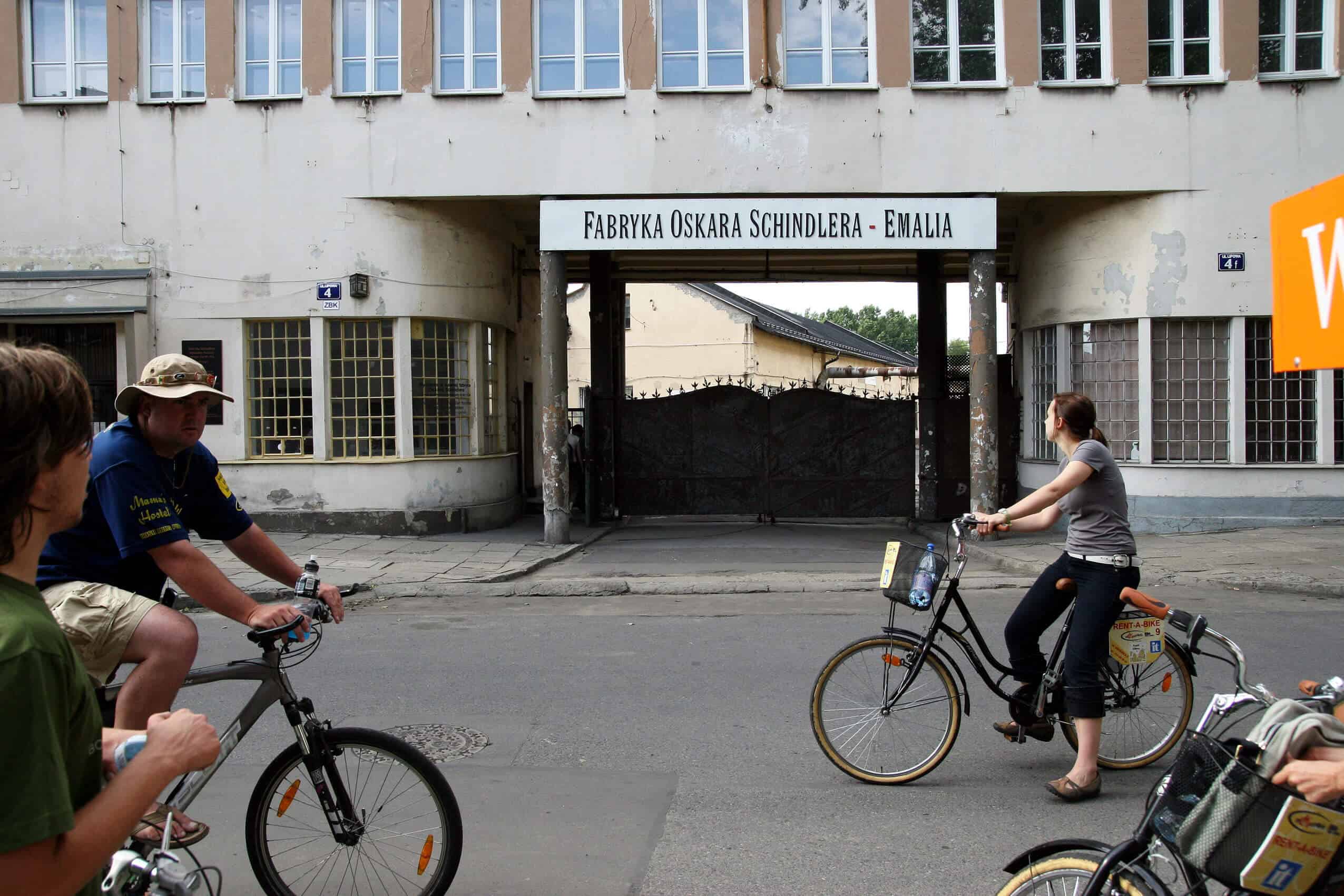 Main building entrance to Oscar Schindlers factory in Krakow, Poland / Photo: Shutterstock - Gurer Sumer